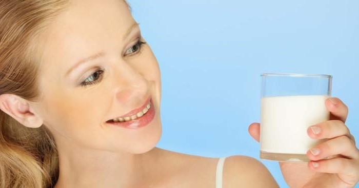 Một cốc sữa nóng mỗi ngày sẽ giúp cho các chị em không những bổ sung năng lượng cho cơ thể mà còn có tác dụng tăng lượng sữa